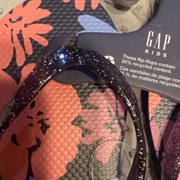 ️ Gap Kids Sparkle Flip Flops - Picture 2 of 3